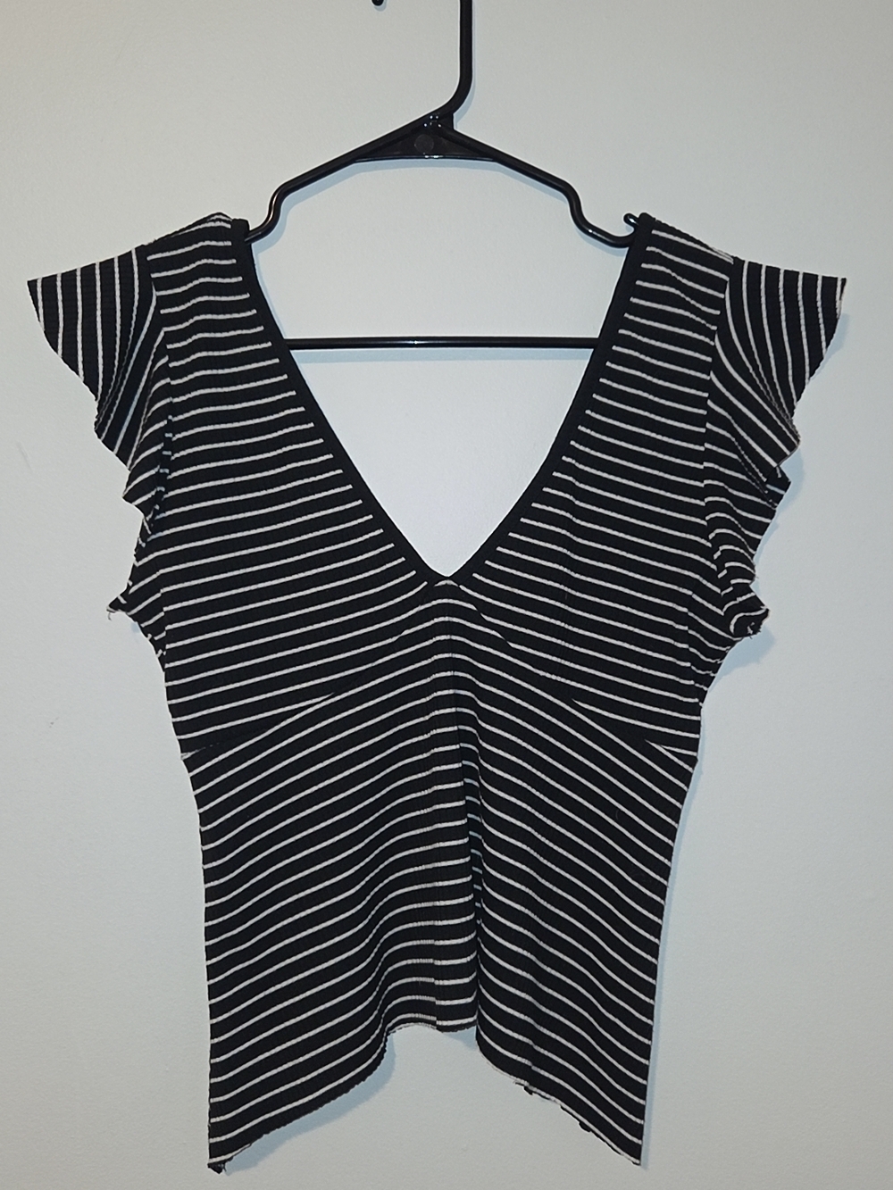 wild fable Black and White Striped V-Neck Flutter Sleeve Top